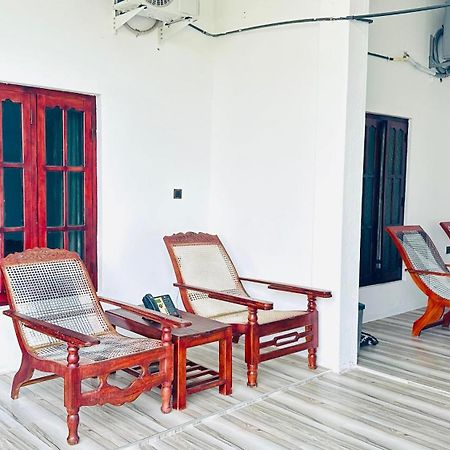 Garden Beach Hotel Arugam Bay Exterior foto